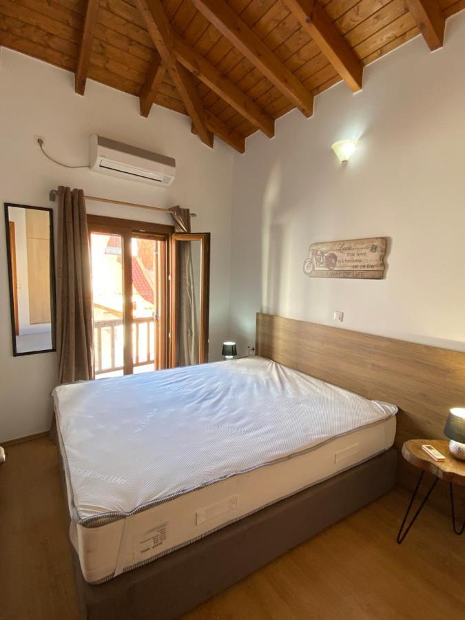 Romantic Maisonette In The Heart Of Pythagoreio Rh Door Exterior foto